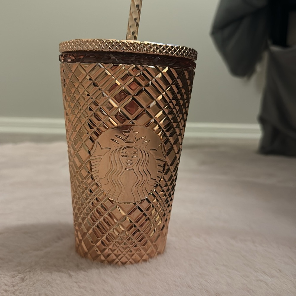Gold tumbler